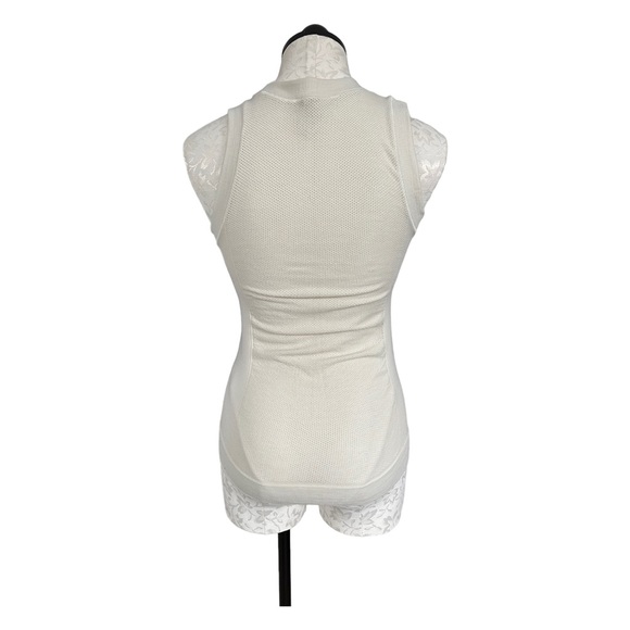Athleta Foresthill Ascent Wool Seamless Tank Top Mesh Back Cream Size XS - Picture 10 of 15